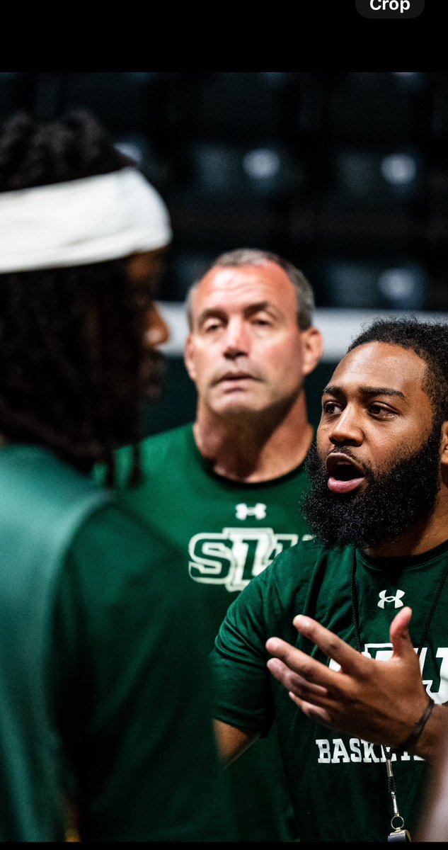 Kyle Roane tweet media