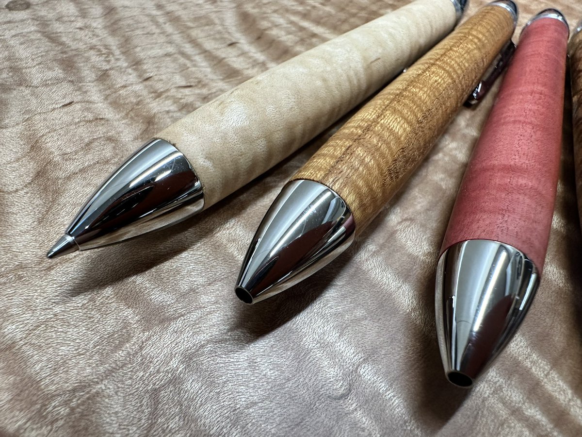 setu200409's tweet photo. We are showcasing our wooden pens in preparation for the San Francisco Pen Show. We will be bringing ballpoint pens, mechanical pencils, multifunction pens, and fountain pens.
#penshows
#sfpenshow2024
#sfpenshow
#pen https://t.co/lwm2NJGMyu