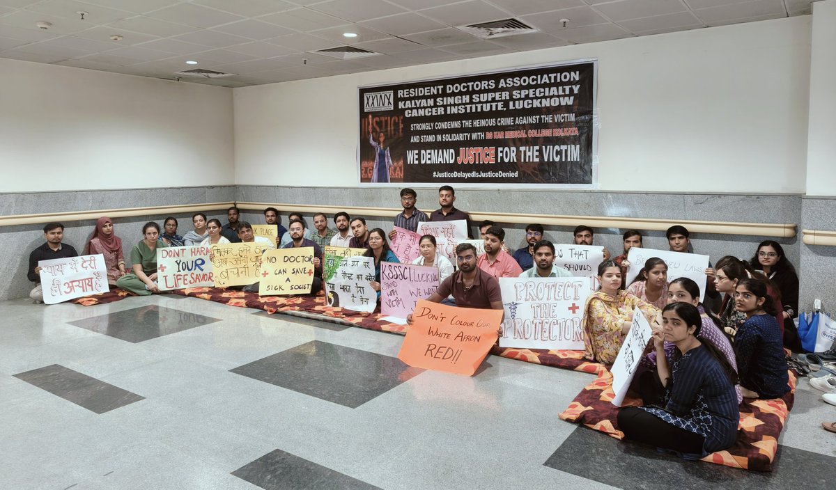 RDA@KSSSCI, Lucknow (@rdakssscilko) on Twitter photo 21/08/2024:- Resident doctors protest at Kalyan Singh Cancer Institute,Lko.
It a stand for the dignity and rights of all healthcare professionals in India.
Let’s unite for a safer future.
#justiceformoumitadebnath
#KolkataDoctor
#MamataMustResign
<a href="/FordaIndia/">FORDA INDIA</a> <a href="/rashtrapatibhvn/">President of India</a> 21/08/2024:- Resident doctors protest at Kalyan Singh Cancer Institute,Lko.
It a stand for the dignity and rights of all healthcare professionals in India.
Let’s unite for a safer future.
#justiceformoumitadebnath
#KolkataDoctor
#MamataMustResign
<a href="/FordaIndia/">FORDA INDIA</a> <a href="/rashtrapatibhvn/">President of India</a>