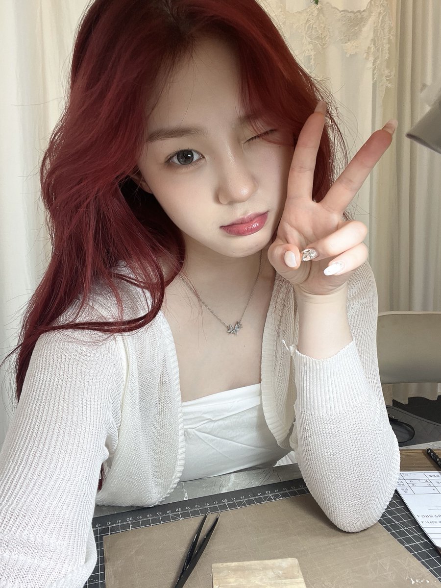 chaehyunbbl tweet picture