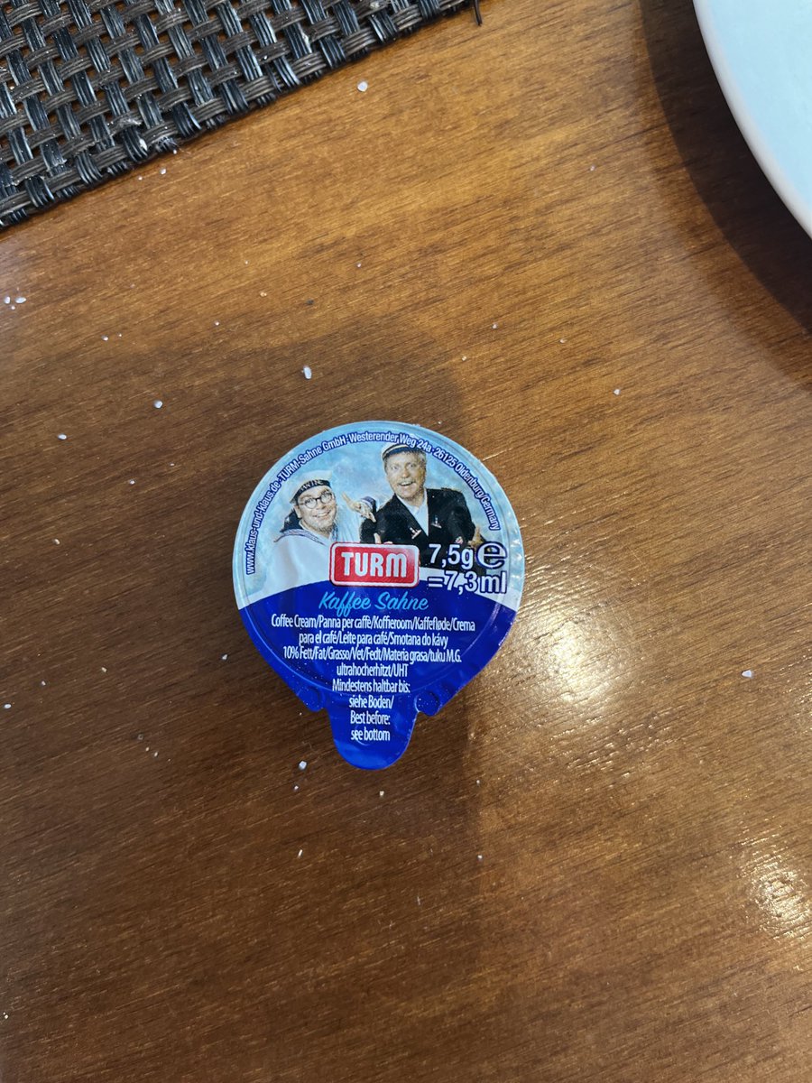Politikminion tweet media