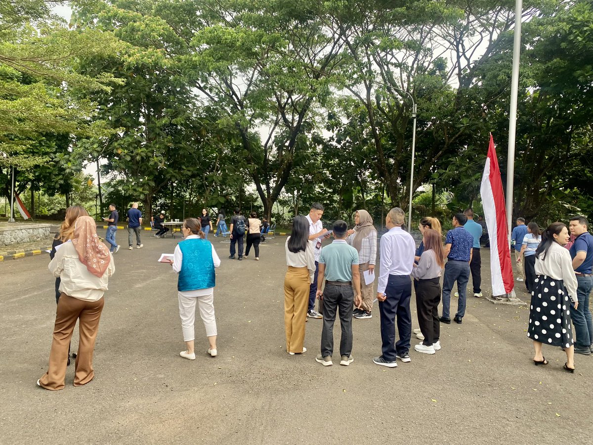 SuchayaSEA's tweet photo. At @UNODC_SEAP, we’re creating a network of local trainers from LE training academies in drug trafficking investigations.
 
28 officers from Indonesia, Mongolia, Thailand&amp; Vietnam refining their response/techniques&amp; facilitation skills, adapting them for impact back home. 🙏🇯🇵&amp;🇺🇸 https://t.co/bqVVnFYSk3