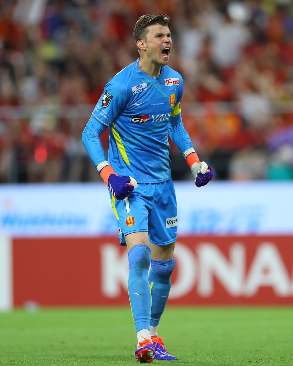 サッカー 名古屋グランパス サイン入り公式ユニフォーム 玉田圭司選手