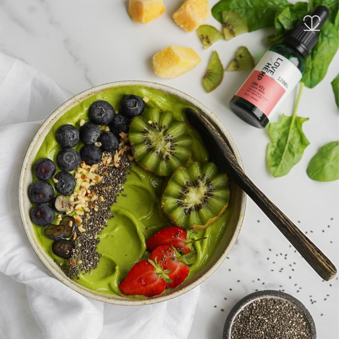 Savouring the last taste of summer with our #CBD Green Smoothie Bowl. Get the full recipe on our blog 🍃💚🥝

Recipe: bit.ly/479W3QJ 🔗