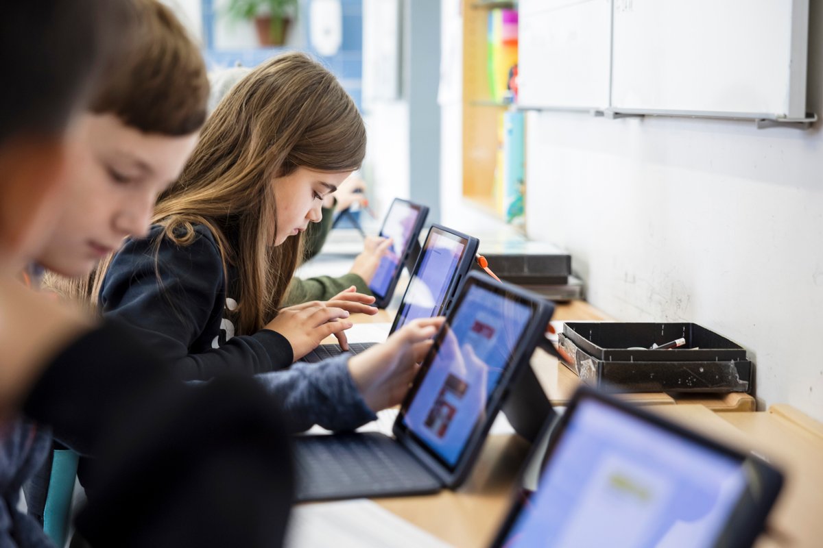 Entwicklungen in der Bildungstechnologiebranche: Ein Artikel im #PHZH_Repositorium nimmt Start-ups unter die Lupe, die digitale Produkte und Dienstleistungen für Bildungseinrichtungen bereitstellen. Was sind Merkmale und Funktionsweisen des Sektors? tiny.phzh.ch/bildungstechno…