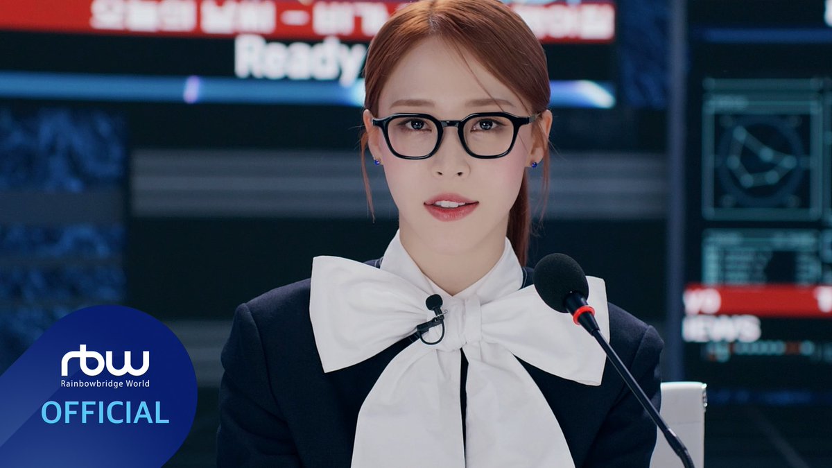 [#문별]

[MV] 문별 (Moon Byul)
'내 친구의 친구 얘기인데 (Is This Love?)'

🤭 TODAY 6PM (KST) 최초 공개 🤭

💙 youtu.be/fle-clOmPXw

2024.08.21 6PM (KST) RELEASE✔️

#마마무 #MoonByul 
#Starlit_of_Twinkle #Is_This_Love
#내_친구의_친구_얘기인데