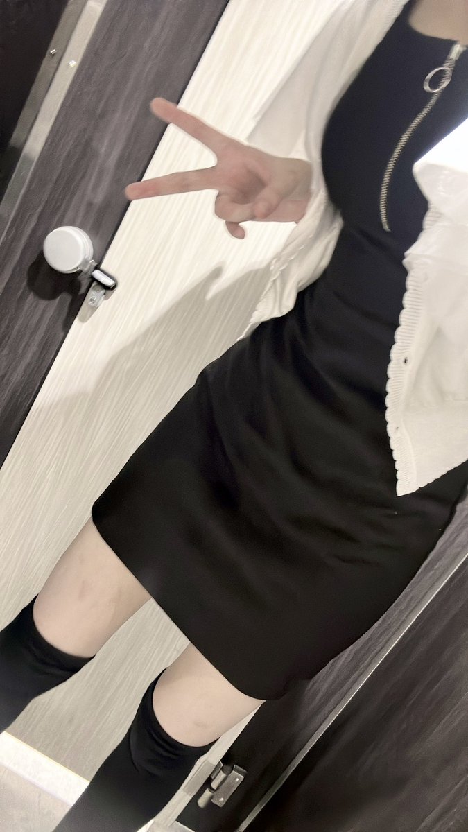 hanada__M's tweet photo. 秋葉原のおもちゃやさん行ってくる
終わったあと暇だからお茶したいー
 #裏垢女子   #裏アカ女子  #暇  #健全 https://t.co/Y87NeVRp3Q