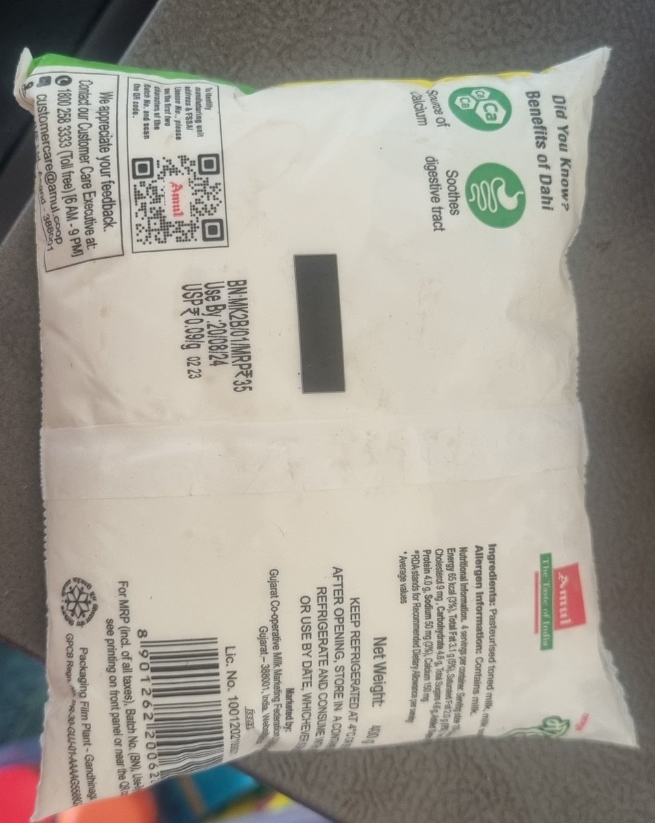 garg_aru's tweet photo. @ZeptoNow @zeptocares
May we should stop ordering perishables like milk, bread, curd, bread from Zepto?
Ordered on 20th, expiry date is 20th. - within guidelines yet not so ethical.
Picture for curd and chaas. https://t.co/jil372WihC
