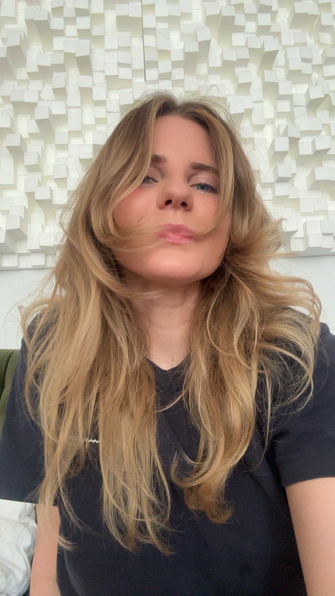 Irgendwie das erste mal seit einer Ewigkeit wieder happy mit meiner Haarfarbe