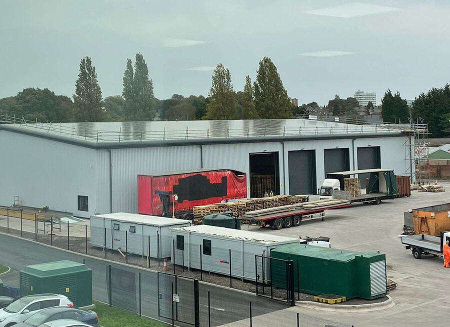 GenerateSolarEV's tweet image. How Businesses Can Benefit From Solar Power. We're seeing a remarkable rise in the number of businesses asking us about solar power. #SolarPower #SolarEnergy generate-solarev.co.uk/how-businesses…