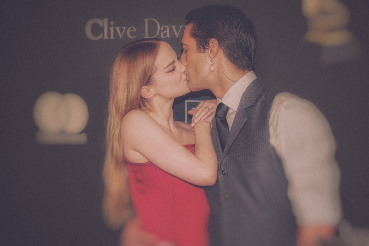 teheitsjing's tweet photo. dove cameron x damiano david appreciation post 🫦 https://t.co/wCeSwVMyHC