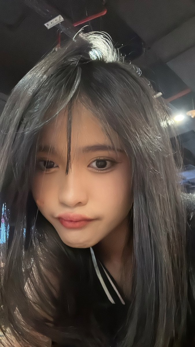 AdelRevaaa's tweet photo. 🤗 https://t.co/oM5dIv6nJW