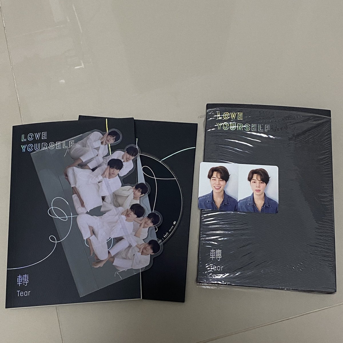 191997kv's tweet photo. ส่งต่อ BTS Loveyourself album Ver.Tear . 🍀

, การ์ดจีมิน ของครบทุกชิ้น
400 ส่งฟรีคับ

รับผ่อน2งวด⭐️⭐️

#ตลาดนัดรถไฟบังทัน #BTS #ส่งต่ออัลบั้ม #ตลาดนัดbts https://t.co/gTvT3zx5O4