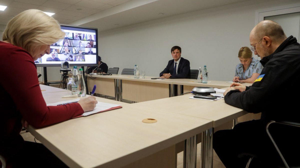 Ruslan Strilets (@ruslanstrilets) on Twitter photo Strategic solutions for water infrastructure 💧 The 🇺🇦 Government adopted a Water Supply Program for war-affected regions until 2030. Ensuring clean water and jobs in 9 war zones is a priority under President <a href="/ZelenskyyUa/">Volodymyr Zelenskyy / Володимир Зеленський</a> control. Strategic solutions for water infrastructure 💧 The 🇺🇦 Government adopted a Water Supply Program for war-affected regions until 2030. Ensuring clean water and jobs in 9 war zones is a priority under President <a href="/ZelenskyyUa/">Volodymyr Zelenskyy / Володимир Зеленський</a> control.