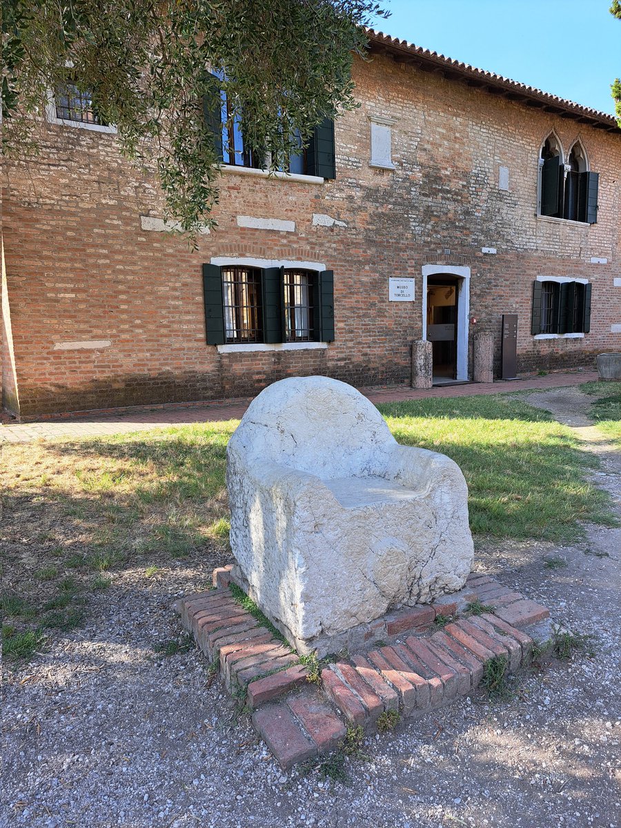 Prof Rob Collins, FSA tweet media