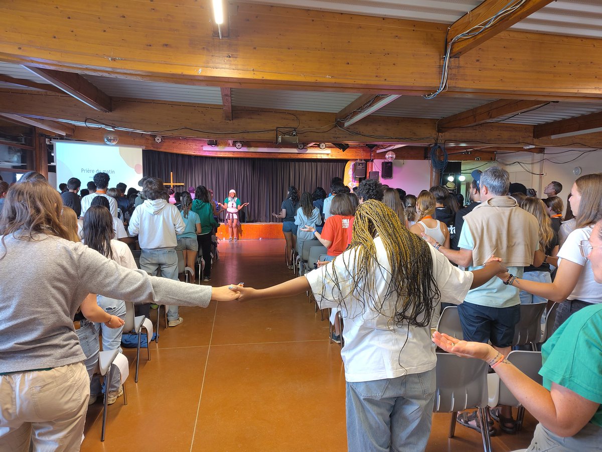 Et la journée commence par la prière #Campobosco #Live J2/5