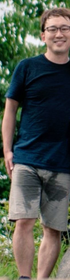 나이는 46살, 아이는 3명, 직업은 의사인 유부남자지 궁금하거나 유부남이랑 섹스하는영상 무료로 드려요.
알몸, 정액 등 원하시는 건 다 드려요.