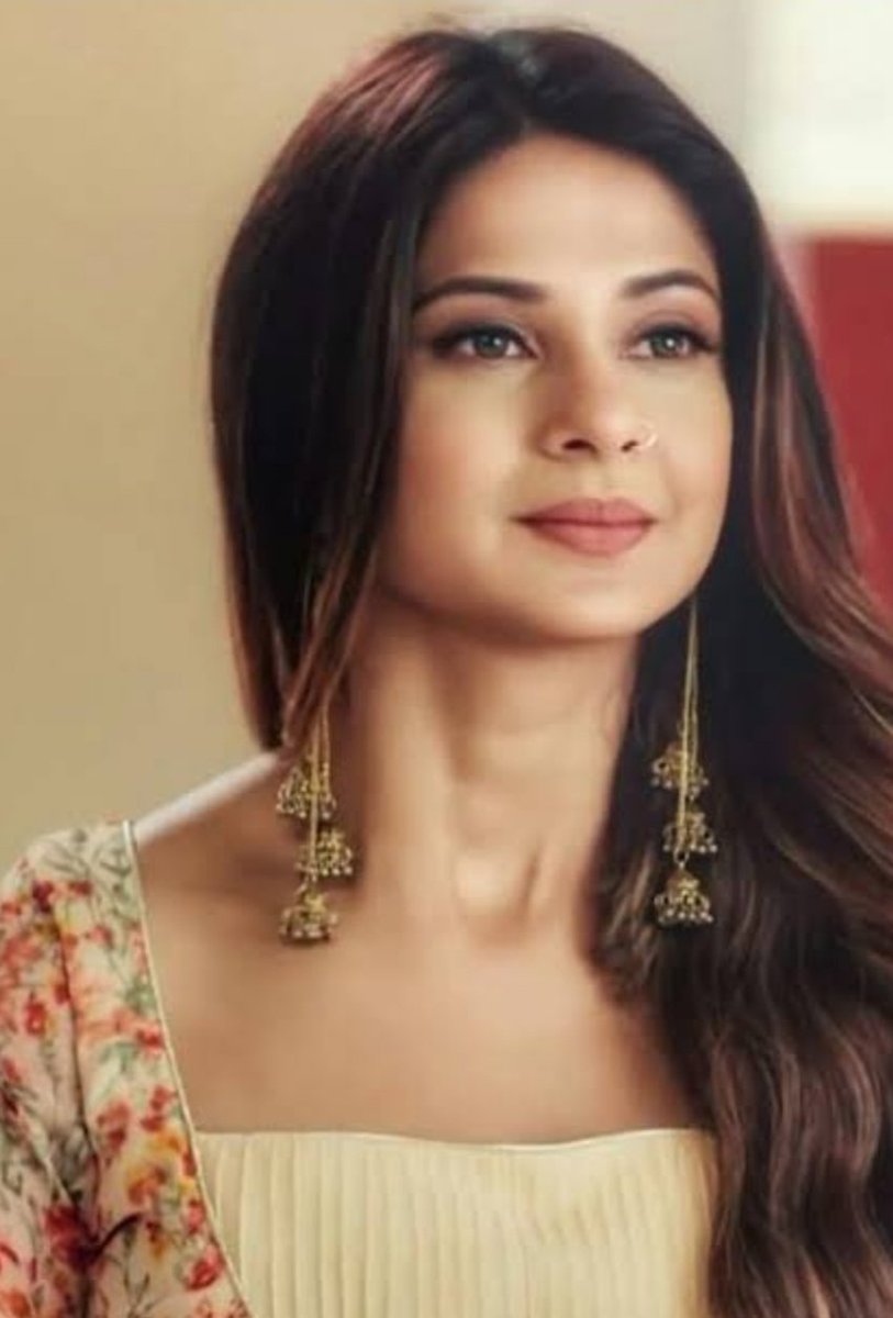 AnjaliS73470767's tweet photo. @Rcj_0007 @m_l_bubna @Cute_Aditi2 @Sanjayk18769438 @nauty_krish @M_A_N_V786 @viruvjsang @priya5634 @Priya50116489 @Navya5454 "ज़िन्दगी हो तुम मेरी,
धड़कते हो मेरे सीने में।

कोई #भूली_बिसरी बात नहीं,
जो याद आओ साल छः महीने में।।"

#AnjaliSinghal 
#बज़्म 
#शायरांश 
#सिर्फ_तुम https://t.co/ctFEnluXfx