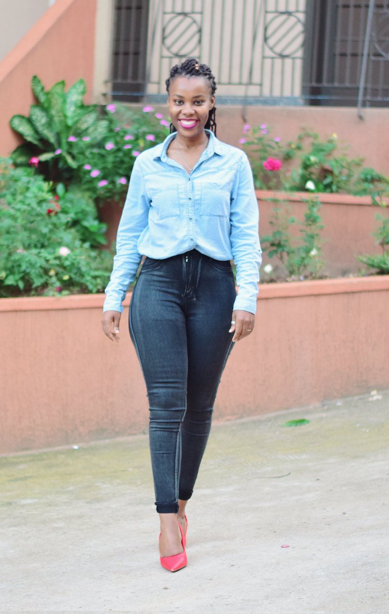 LuckyMbabazi's tweet image. From the land of oil. #Hoima