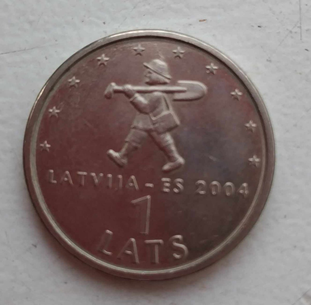VintageSoviet's tweet photo. 1 #Lats #Latvia - #Spriditis, 1 #LatsCoin #Vintage #LatviaCoin  - Issued in Latvia in the 2004    

https://t.co/zKDz27LX4k https://t.co/7xRAcamWqq