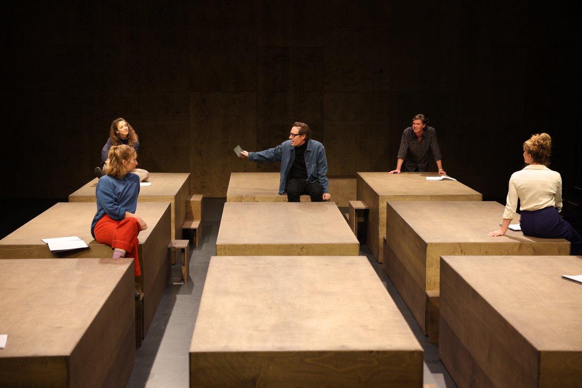 Bell Shakespeare tweet media