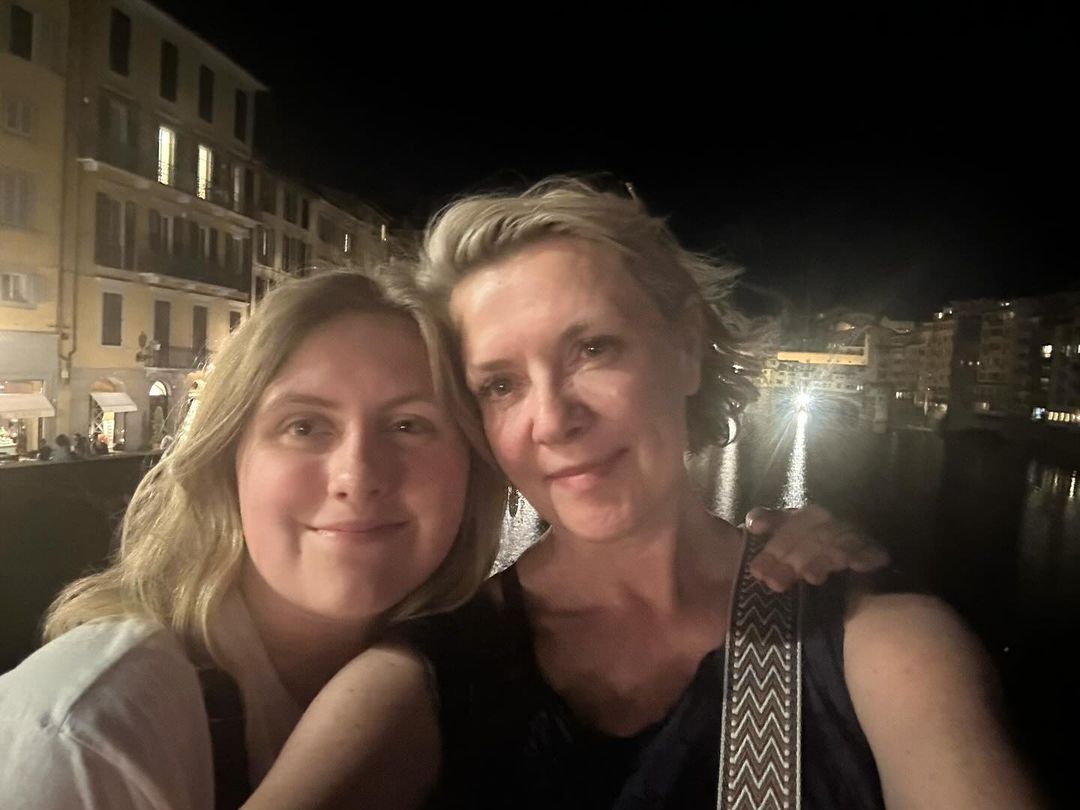 NewsFRAmandaT's tweet photo. NEW >>>> #AmandaTapping avait partagée des photos avec sa fille en Italie sur Instagram, elles dates de Juillet 2024, elles étaient invitées pour un mariage. 
Source => https://t.co/1iIVgTOgxM
https://t.co/MXy1DN3SNZ

ACTU VF => https://t.co/kCUSnNbHk3 https://t.co/6Jjry9WgnW