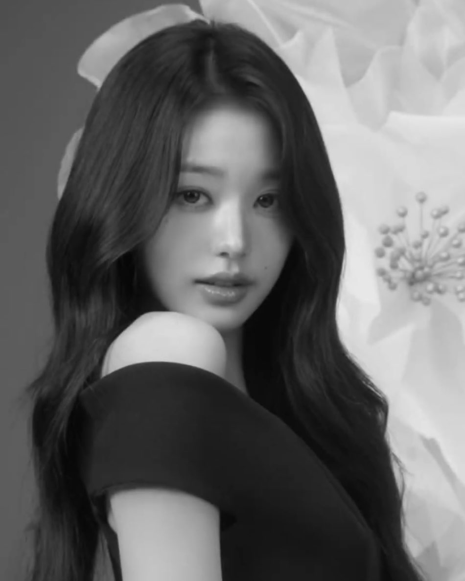 eternal1young's tweet photo. 🖤 https://t.co/YpP9939CsJ
