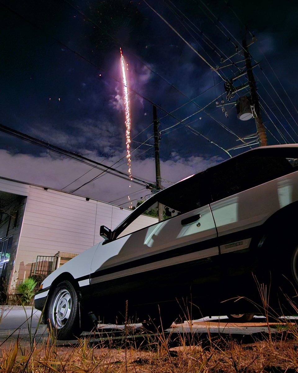 loveflower512's tweet photo. ハチロク、トレノをお迎えして3年になりました‼️
古い車だしところどころガタは来るけど、旦那が直してくれて、まだまだ綺麗なハチロクを維持してます‼️
ありがとう‼️
ハチロク仲間も少しずつ増えて嬉しいです‼️
これからもまだまだ大切に乗っていきたいと思ってます‼️
宜しくお願いします🙇⤵ https://t.co/0szjw6bdP0