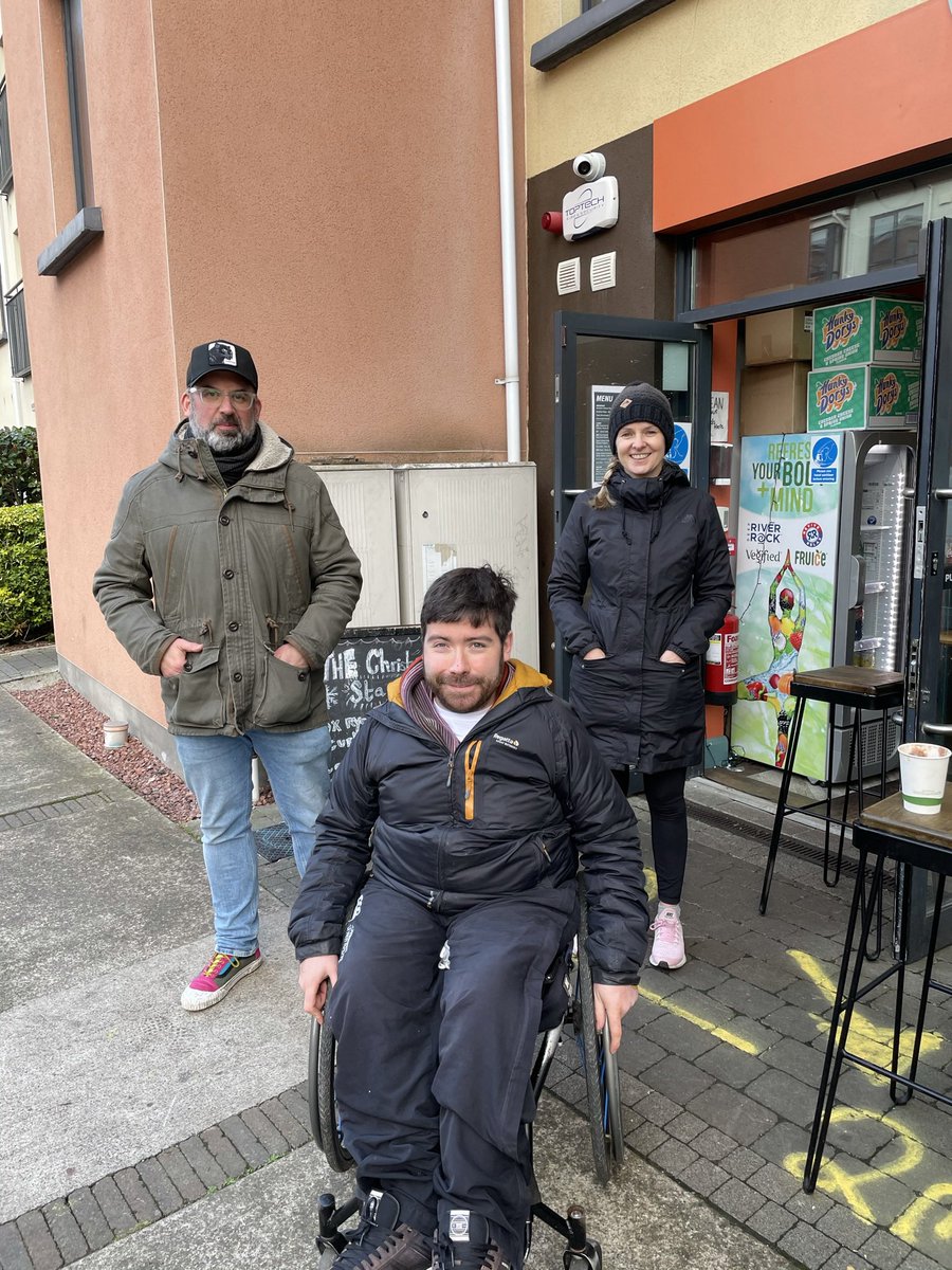 Here we have photos of <a href="/SeanOKelly92/">Sean O'Kelly</a> <a href="/hopkins_joan/">Cllr. Joan Hopkins</a> and <a href="/mulvanypeopleb1/">Bernard Mulvany</a> from 2020 meeting to discuss how we can  get the lifts in <a href="/ClongriffinTT/">ClongriffinTidyTown</a> dart station fixed. 

4yrs later the lifts are still not working. 

<a href="/TFIupdates/">Transport for Ireland</a> <a href="/IrishRail/">Iarnród Éireann</a> <a href="/EamonRyan/">Eamon Ryan</a> <a href="/AnneRabbitte/">Anne Rabbitte</a> we have been