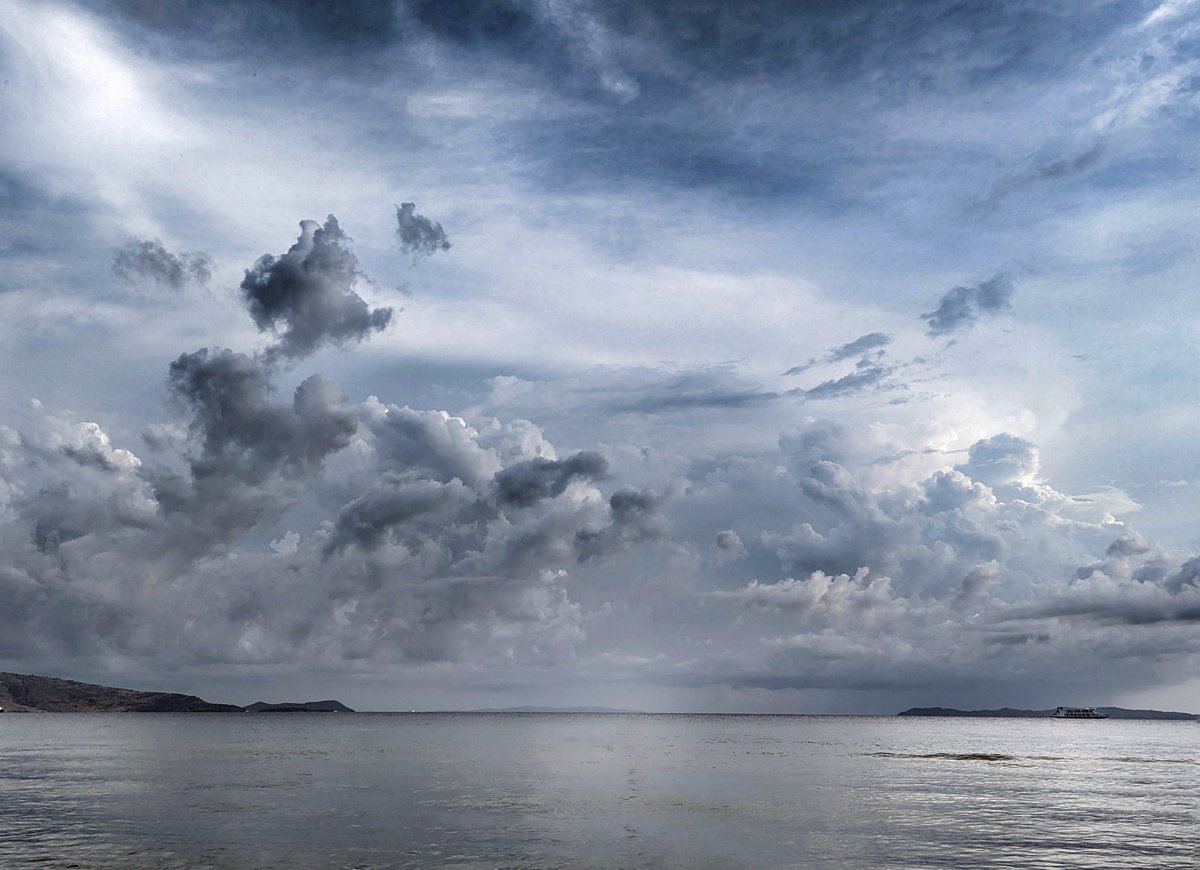 xontrikaiasximi's tweet photo. 💙Autumn around the corner🤍
#makrigiali #drepano #igoumenitsa #thesprotia #weather #sky #clouds #sea #Greece #lightroom #pixel6 #photography #photooftheday #photographylovers #photographyisart https://t.co/hgD9WDN4xO