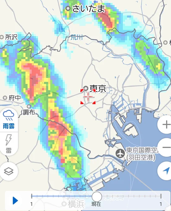 雨雲にサンドされてる 