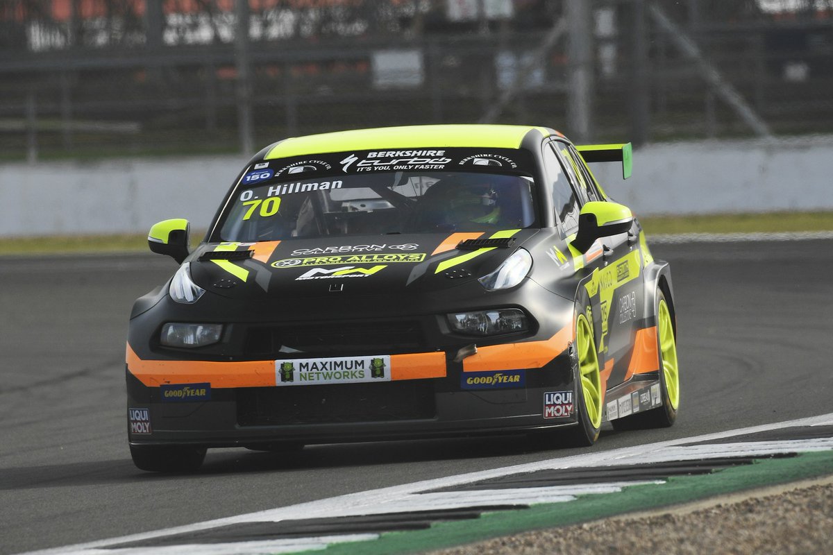 #LynkCo 03 #TCR customer team Pro Alloys Racing with debuting driver Owen Hillman secured three top ten finishes in the #TCRUK races at Silverstone last weekend. 🇬🇧
The team heads to Thruxton next for the penultimate round on September 21-22.