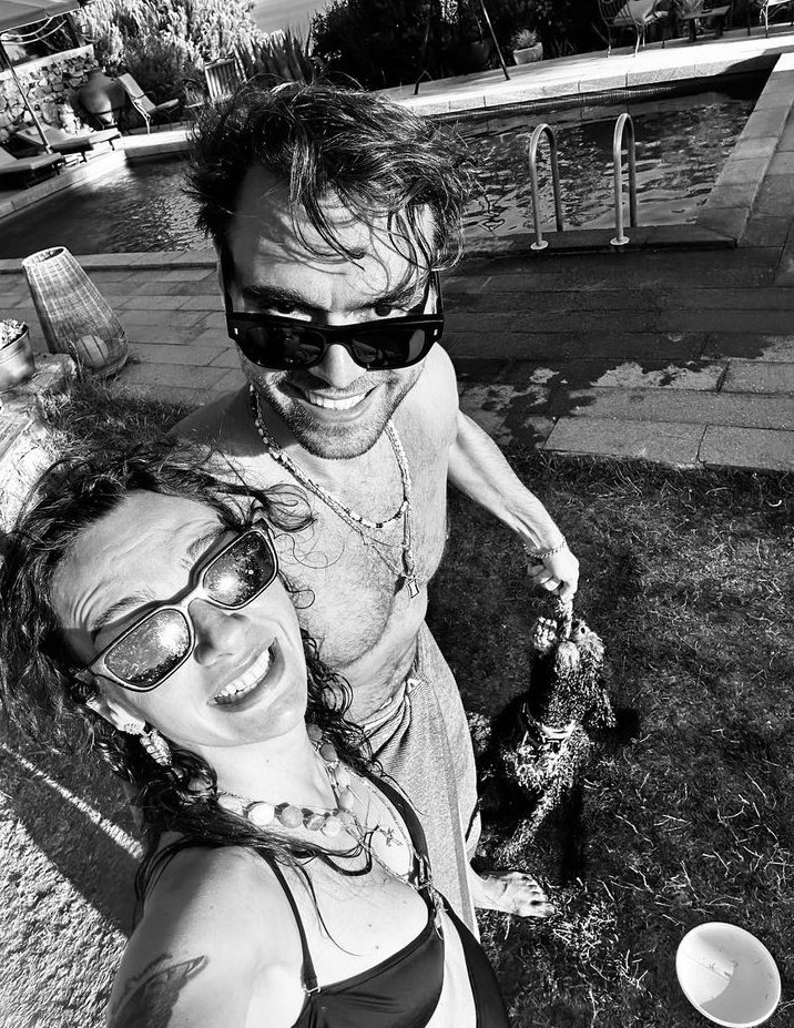 queen_birce's tweet photo. My beautiful BirHak😭💘💘

#BirceAkalay #HakanKurtaş https://t.co/1Kfx2nC6oI
