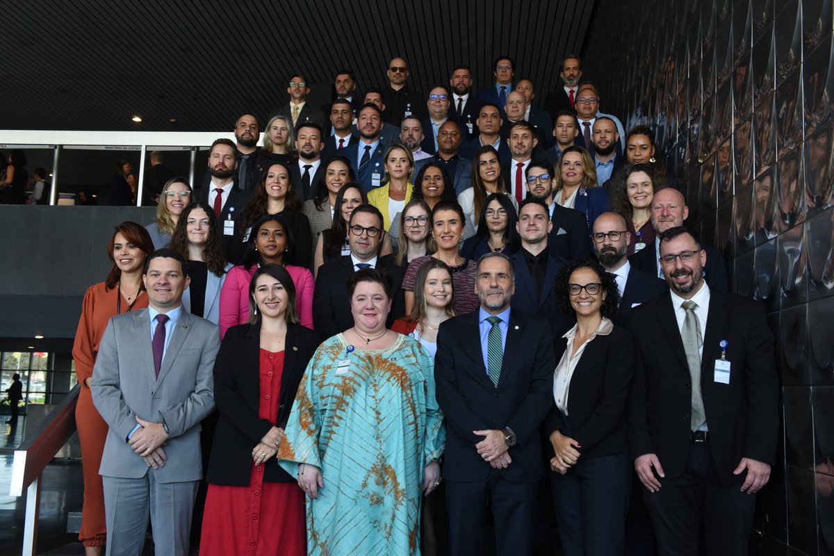 In Jul/Aug, CTI was in Brazil 🇧🇷 to discuss Investigative Interviewing techniques + present our Police Resource Toolkit with police officers 👮‍♀️👮‍♂️ from across 🇧🇷. 

Great engagement as we work to promote human rights-compliant policing together with CogJus, 🇧🇷 <a href="/smr_uio/">SMR//NCHR</a> <a href="/UNODC/">UN Office on Drugs & Crime</a>  !
