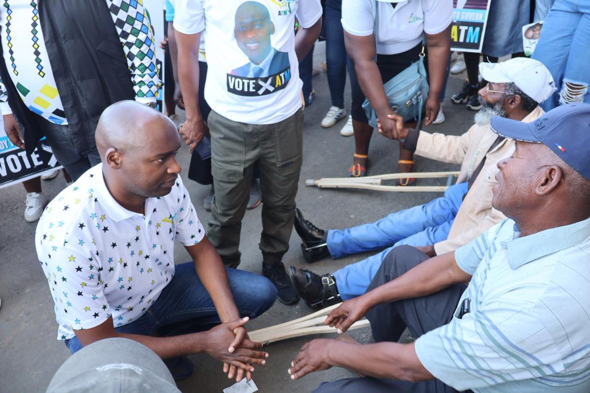 ZungulaVuyo's tweet image. As Parliament is fully in session, we need to emphasise, WE ARE YOUR SERVANTS. Elected to represent your interests. It is imperative you see us in that light, as people who are in Parliament to be your representatives/mouthpiece etc.
With that being said, I am a member of the…