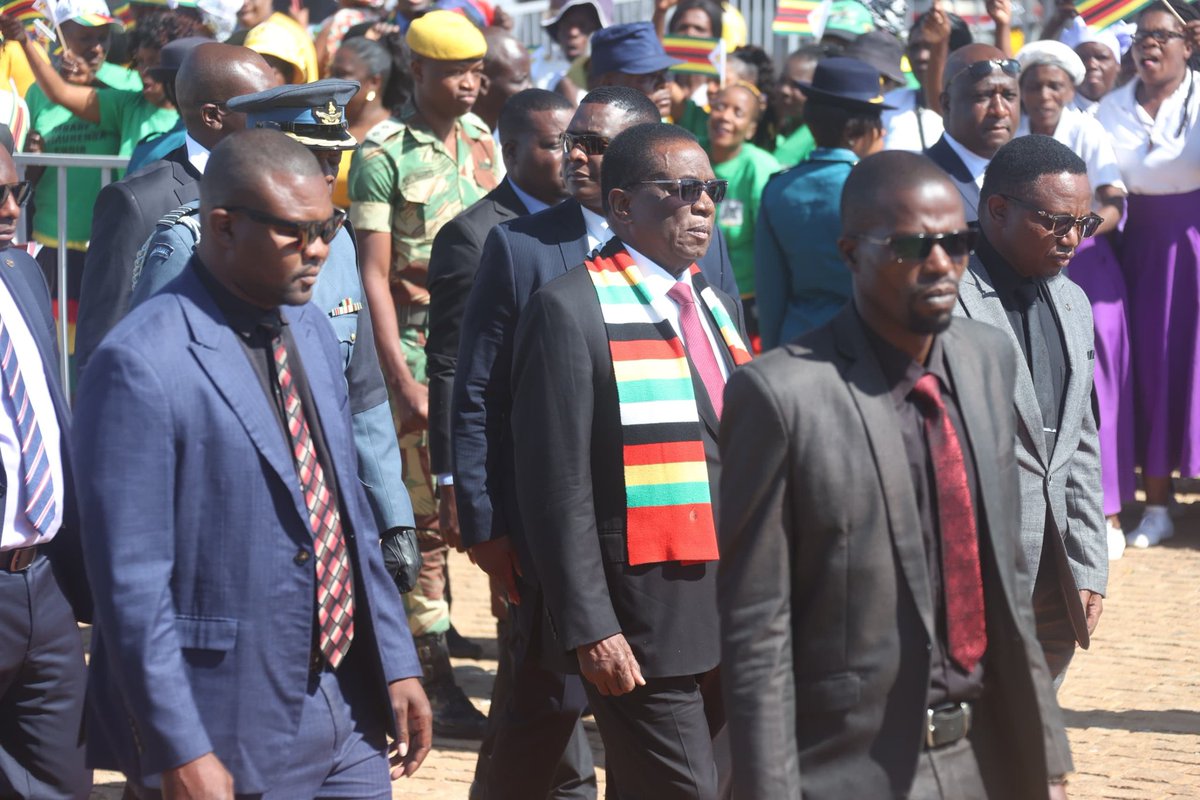 ThembaniNews's tweet photo. President Mnangagwa has arrived at the National Heroes Acre for the burial of late National Hero Cde Elasto Madzingira https://t.co/3mi1OzWi2X