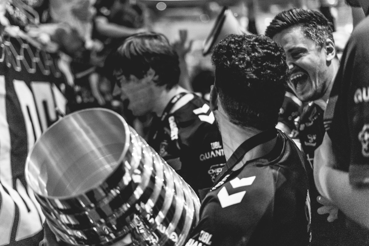 frankzz_'s tweet photo. IEM Cologne 2024 🏆CHAMPIONS🏆 @TeamVitality #IEM #VforVictory https://t.co/wDIIeG5kt2