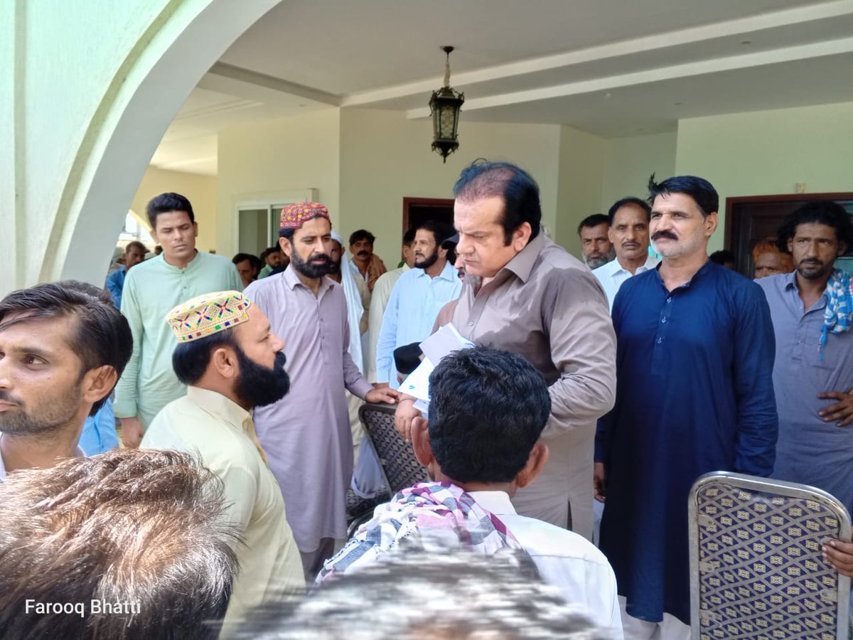 ARK_MNA's tweet photo. عوامی خدمت کا سلسلہ جاری 🤲🏻❤️
حلقہ این اے 154، کانجو فارم ہاؤس پر آئے ووٹرز سپورٹرز سے ملاقات کی اور ان کے مسائل سنے۔ https://t.co/Fd8D8o4VLk