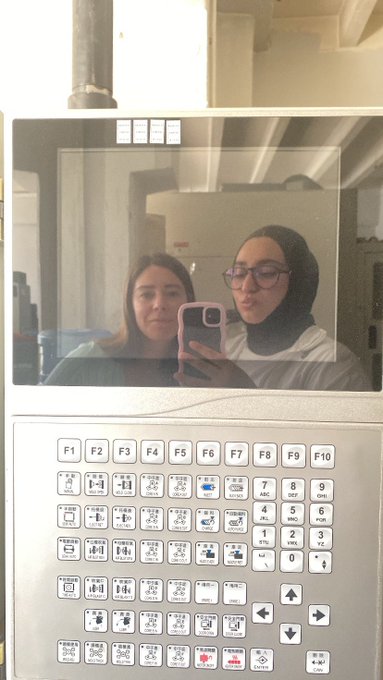 g&uuml;zelliğimizi &ccedil;ekemediği i&ccedil;in bu fotiden sonra makine bozuldu 💅🏻💅🏻💅🏻 https://t.co/JmbhoKVBqd<a href="/tag/yeniprofilresmi"class="tags"><span>#yeniprofilresmi</span></a>