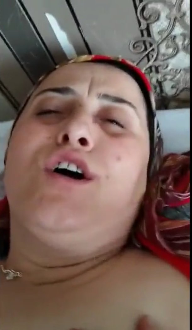 Annemi sikmek isteyen yaşlı amcalar dm