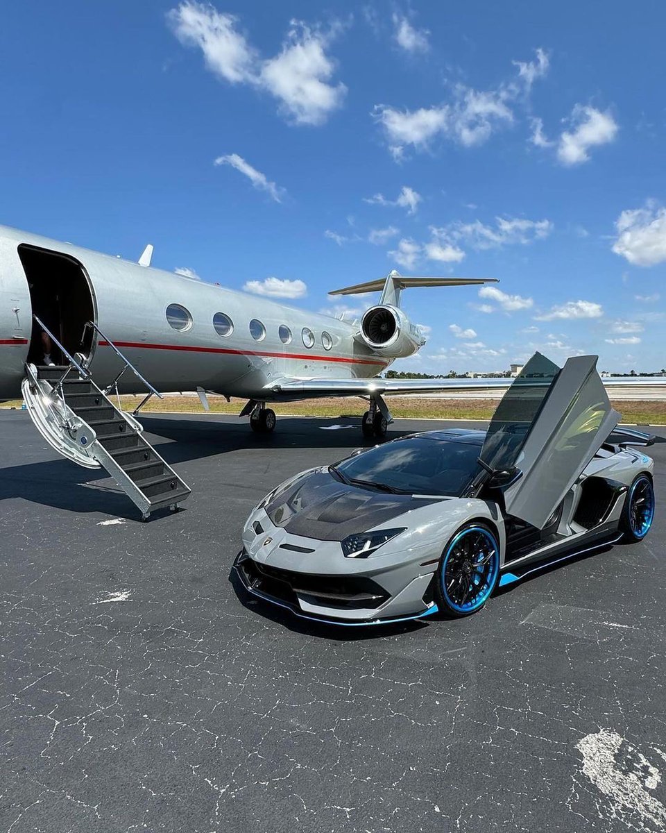 Elite Carsgasm (@elitecargasm) on Twitter photo 