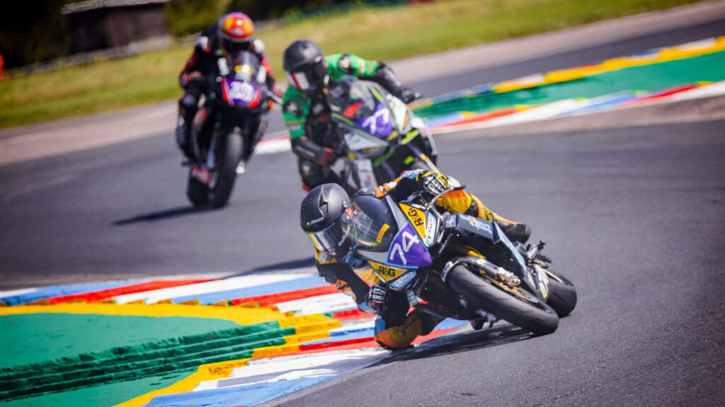 BSB moved to the country’s fastest circuit, Thruxton, for the 2nd weekend of August &amp; with it came tropical conditions. Kent's <a href="/fatboy_finn14/">FatboyFinn14</a> went to round six of the Pirelli National SportBike championship in 11th place and looking to improve. kentsportsnews.com/positives-for-…