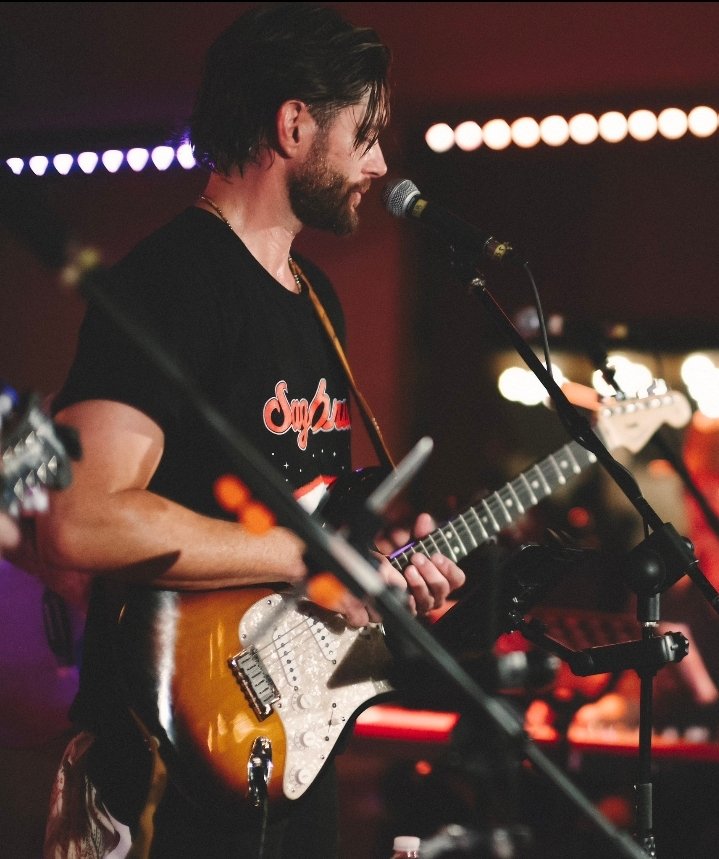 How cute were Jensen's parents on his show yesterday 🥹🫶🏻
#JensenAckles #SPNFamily