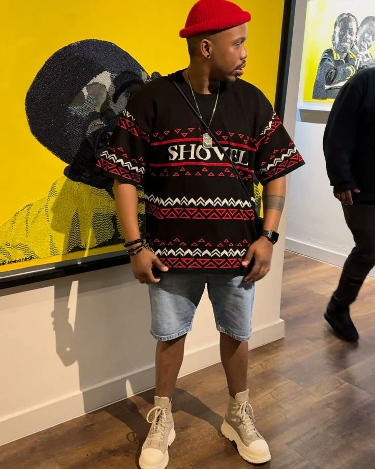 C__Blak's tweet photo. Hey everyone,

I just wanted to take a moment to say a huge thank you for streaming my album. Your support means the world to me, and I’m so grateful for each of you. Thanks for making this journey incredible!

Best,
C-Blak

https://t.co/0bth3ST7aW https://t.co/cduY8DSEWW