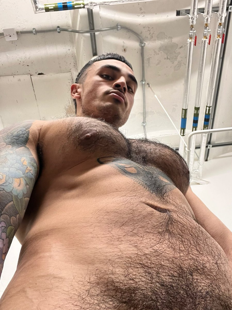 Nick_Butlerxx's tweet photo. Tits and Bush…what more could you ask for? https://t.co/znP3HQZrdR