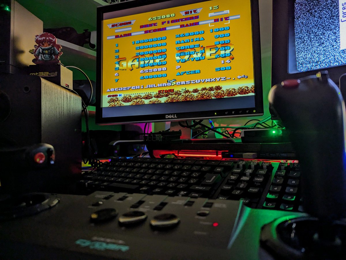 Clive_Frog_2_0's tweet photo. #Cyberstick on the #X68000z

Plays like a dream https://t.co/zVfgl5A4Ff