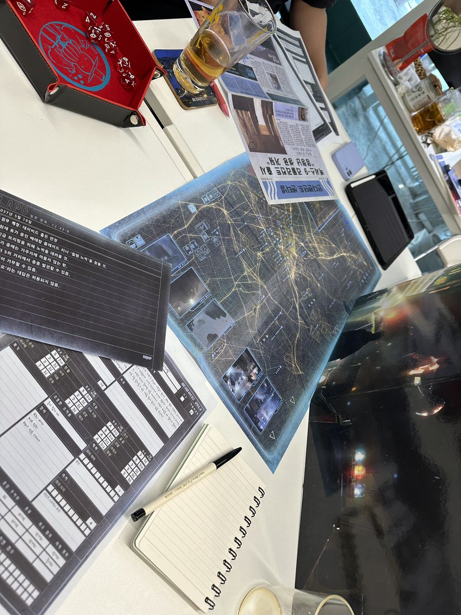 KP_Hopark's tweet image. 다양한 핸드아웃과 지도를 활용하는 TRPG입니다~

사건 수사에 몰입감이 정말 좋습니다!

많관부~&amp;gt;_&amp;lt;