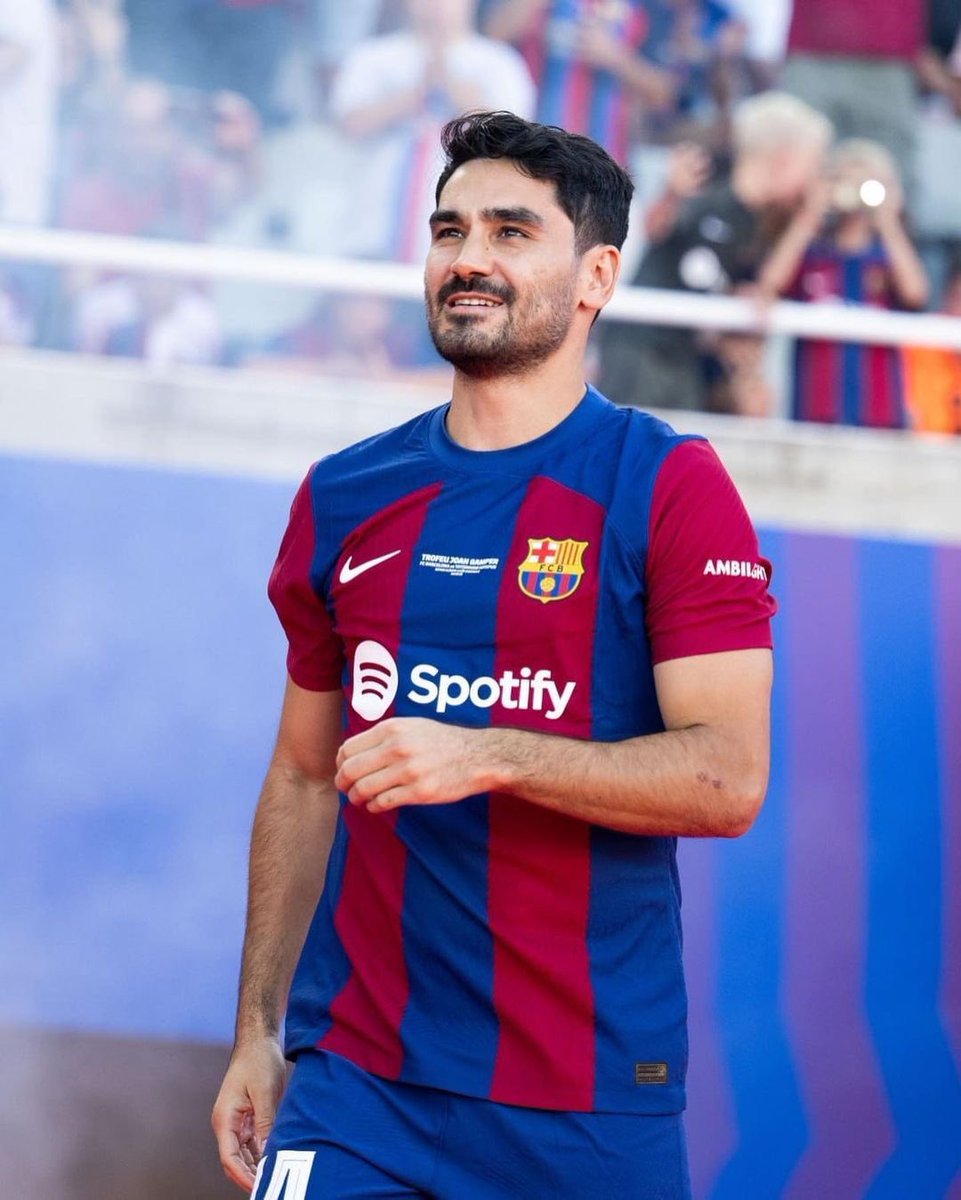 VisionBlaugrana's tweet photo. 🚨 Gundogan a renoncé à ses indemnités de départ, le Barça ne lui paiera rien du tout.

Dernier geste d’un joueur de grande classe @IlkayGuendogan 

(@polballus) https://t.co/nVgai1wvHc
