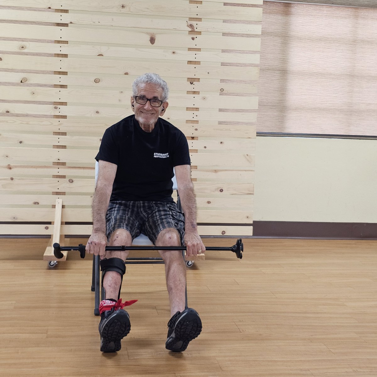 CALL TO ACTION! Try Chair Yoga if you have any limitations at all. 🪑Did you know that the Lakshmi Voelker Method (LVCY) makes yoga accessible to anyone with disabilities, limitations or injuries? ☺️ #Levelsofflexibility #Mobility #Disabilities #Disability #Chairyoga #Yogatherapy