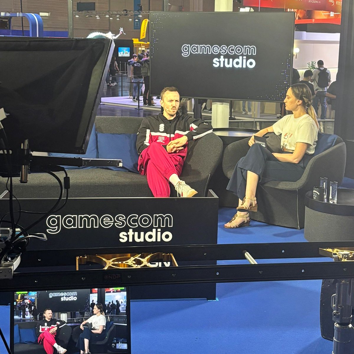 AlexJordanVO's tweet photo. Kickstarting #Gamescom in the IGN studio talking about @altersgame https://t.co/YRkw5Nftq4